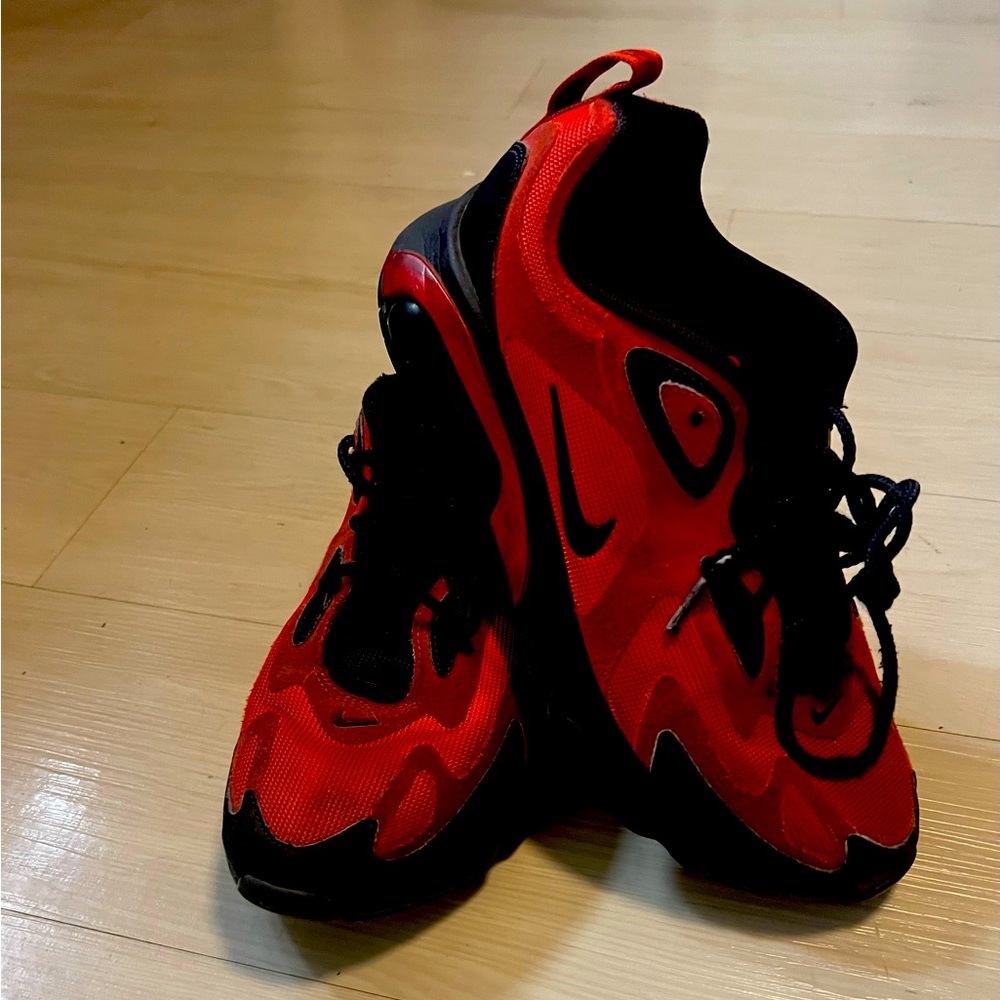 Red and black Nikes size 8 men